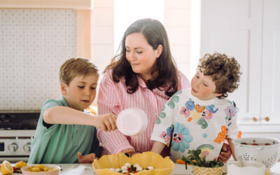 Comment aider son enfant à développer une saine relation avec les aliments